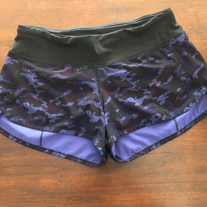 Lululemon lined running shorts size 4